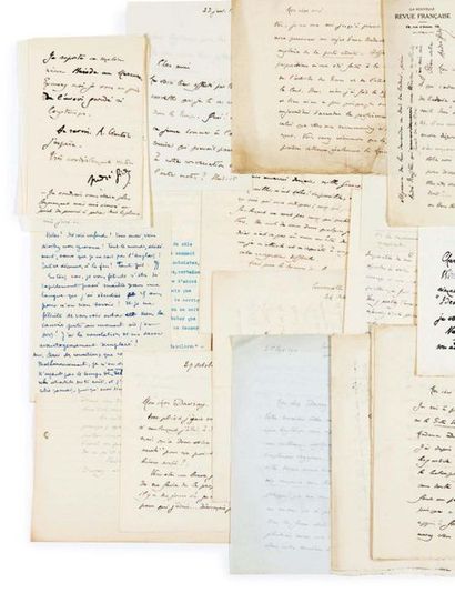 GIDE, André 
Meeting of 24 signed autograph letters.
Paris, 1904-1919 and s. l. n....