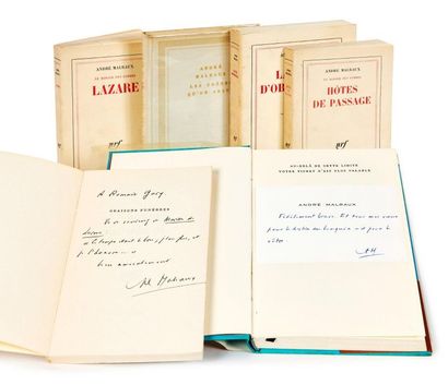 MALRAUX (André) 
Réunion de 5 ouvrages d'André
Malraux avec envoi à Romain Gary.
-...