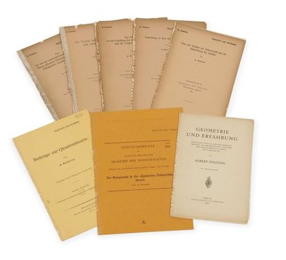 Albert einstein (1879-1955) Réunion de 178 imprimés de la documentation personnelle...