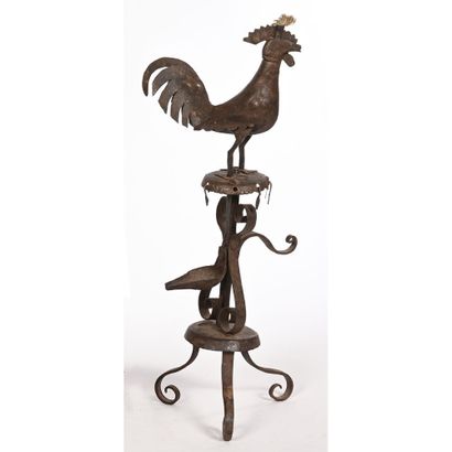 null Iron OIL LAMP surmounted by a rooster. Folk art 17th-18th century. H.37.