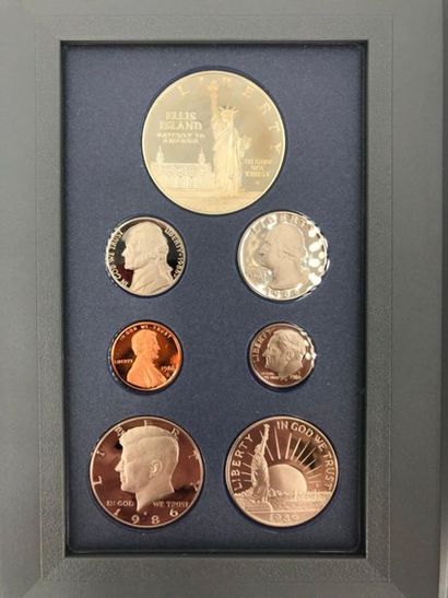 null A set of American coins - Prestige box 1986 Liberty - 7 coins - Editions Jean-Marc...