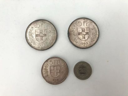 null A lot including:
- two 5 francs swiss silver shepherd coins - Bern - Year 1923...
