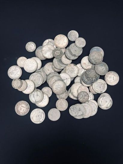 null A batch of 76 coins mainly in French and foreign silver XIXth and XXth - Total...