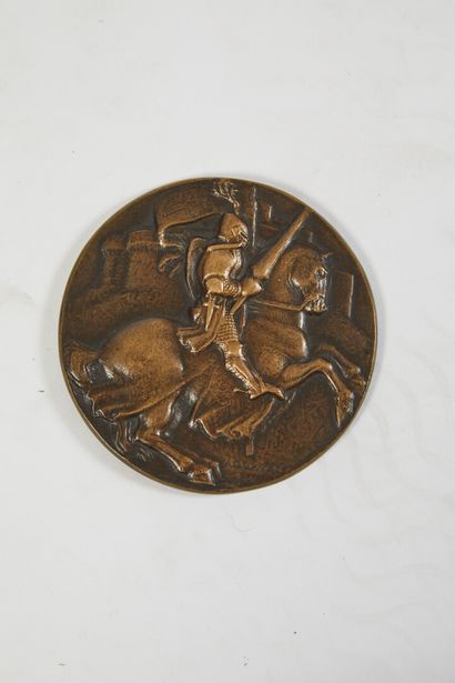null * GUZMAN (Aleth). 

LA SYRIE

Médaille en bronze(c.1934) Paris, Poinçon SFAM...