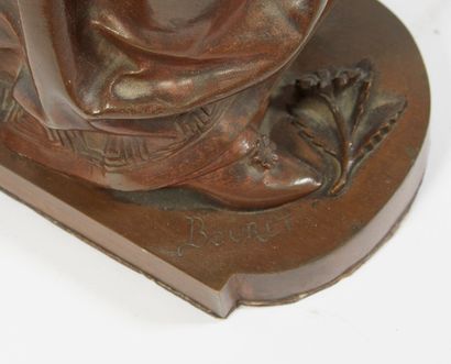 null * Eutrope BOURET (1833-1906)

Figure féminine romantique 

Sculpture en bronze...