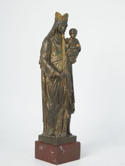 null Louis NOEL (1839-1925).

Vierge de Notre-Dame des Ardents

Sculpture en fonte...