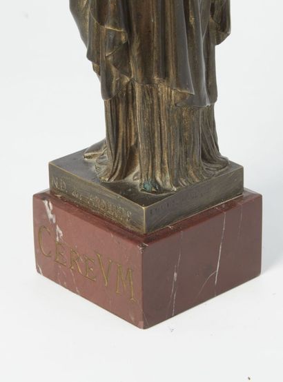 null Louis NOEL (1839-1925).

Vierge de Notre-Dame des Ardents

Sculpture en fonte...