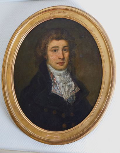 null École XIXe.

Portrait d'homme

Huile sur toile format médaillon 

58.5x48cm