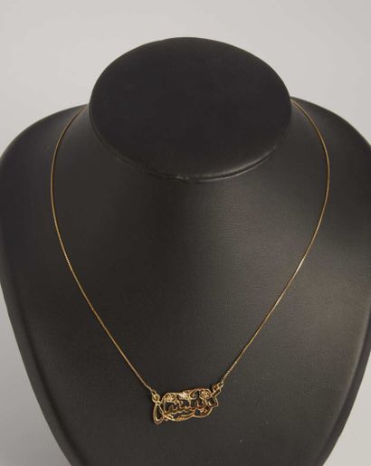 null Necklace in gold 750/1000e composed of a central motif in openwork plate representing...