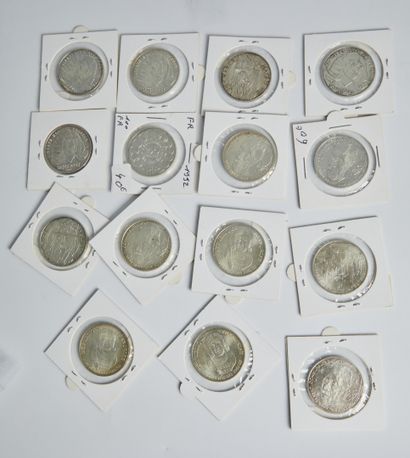 null Set of 32 coins of 100 francs silver years 1980's to 1990's including :
- 2...