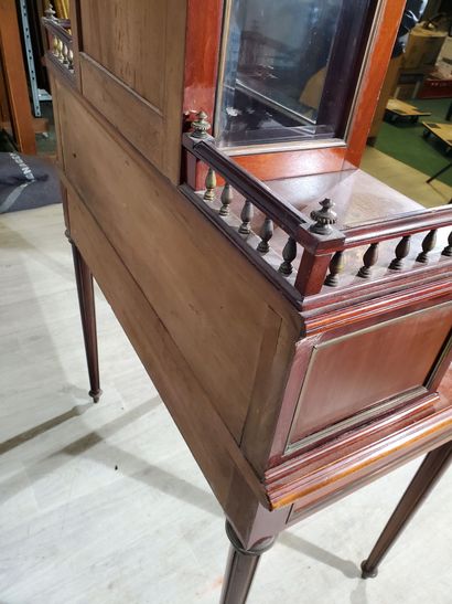 null A Louis XVI-style stepped desk in mahogany veneer, with a drawer in the waistband,...