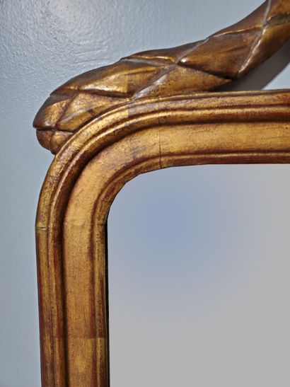 null Transition style MIRROR
Gilded wood with leaf, arched form, topped by a carved...