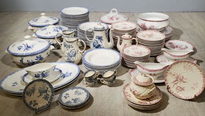 null SARREGUEMINES
Fontanges" model
Porcelain table and coffee service decorated...