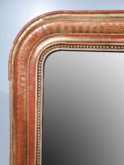 null Louis-Philippe style MIRROR 
Wood and stucco with gilded patina, curved pediment
H...