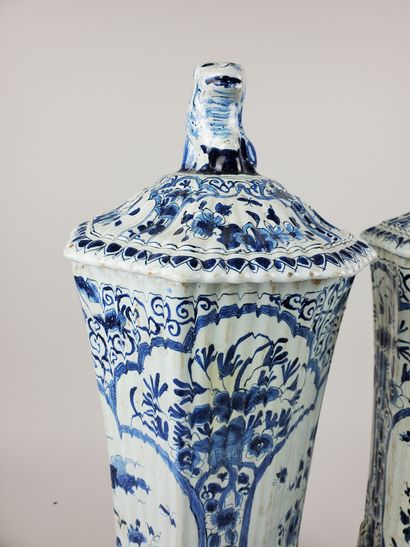 null DELFT 
Pair of blue-white earthenware pots decorated with vegetation, zoomorphic...