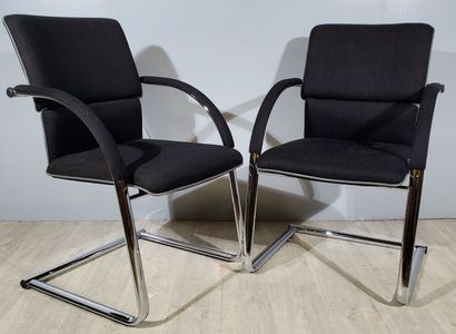null Martin STOLL (20th - 21st) 
Champenay" model
Pair of cantilever armchairs, chromed...