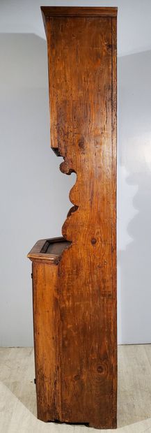 null Rustic DRESSING TABLE
Solid fir, opens with two front doors and a central niche....