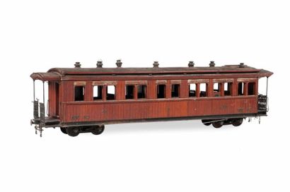 Travail français vers 1920 Maquette en bois et fer forgé d'un wagon du train des...