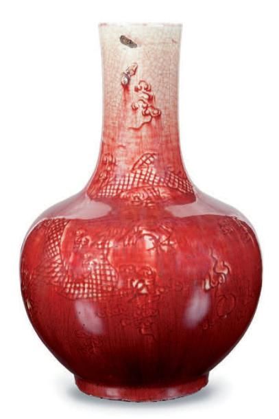 null Vase en porcelaine sang de boeuf Chine, fin du XIXème siècle, début du XXème...