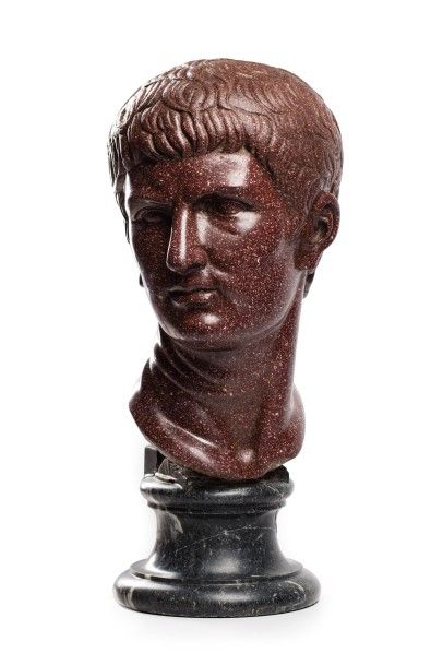 null Buste en porphyre de l’empereur Caligula
Rome, début du XVIIe siècle sur un...