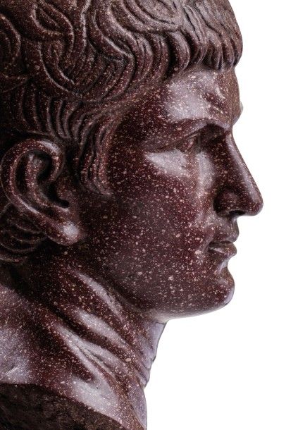 null Buste en porphyre de l’empereur Caligula
Rome, début du XVIIe siècle sur un...