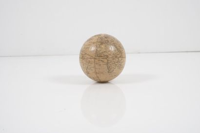 null Paire de globes signés Johann Carl BAUER (1780-1857) comprenant une sphère céleste...