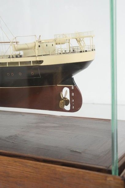 null Maquette «l?Amiral Charnier» Début XXème siècle. 38 x 86 x 30 cm