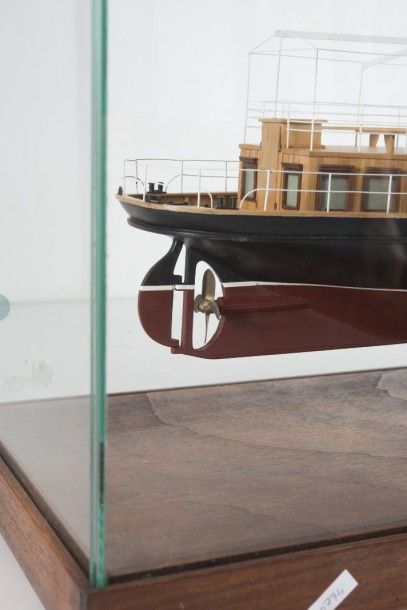 null Maquette bateau portuaire de Istambul «Le Tanzinenzi» 34 x 76 x 23 cm