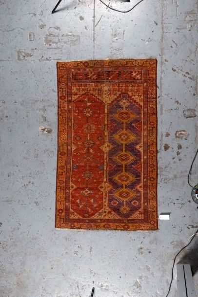 null Tapis Megri Sud-Ouest de l'Anatolie, 19ème s. 170 x 110 cm. Etat: **