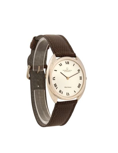 UNIVERSAL. Automatic. White Shadow

Montre...