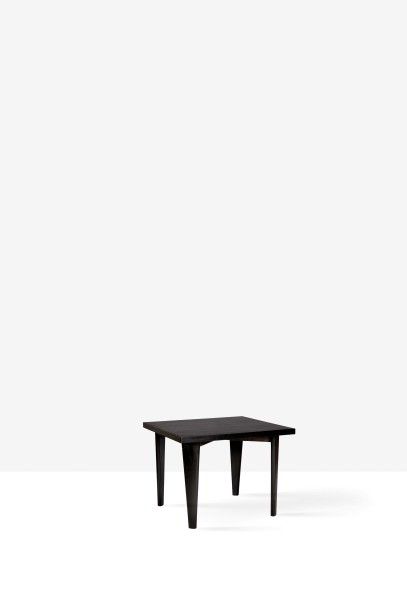 Pierre Jeanneret (1896-1967) 
Table dite Square table
Teck
73 x 92 x 92 cm.
Circa...