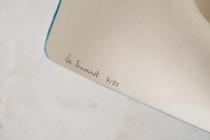 LES SIMONNET Lampe
Polyester renforcé de fibre de verre
Signée et numérotée
Edition...