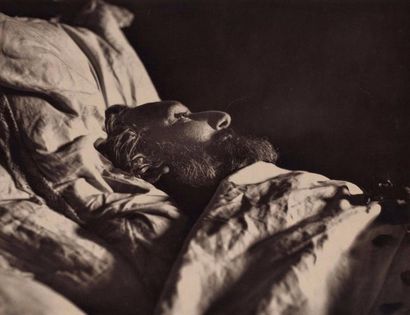 null Etienne CARJAT (1828-1906)

Léon Gambetta sur son lit de mort,

le dernier portrait....
