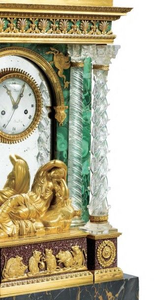 null Rare pendule portique en malachite, cristal de roche et bronze doré de la fin...