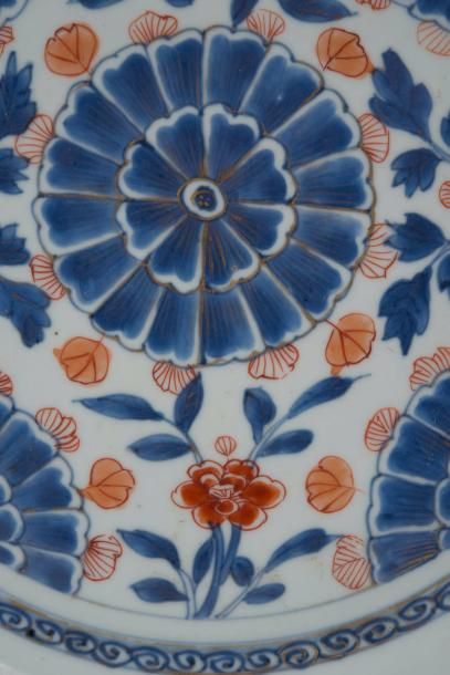 null Paire de plats en porcelaine Chine - Compagnie des Indes - Époque KANGXI (1662...