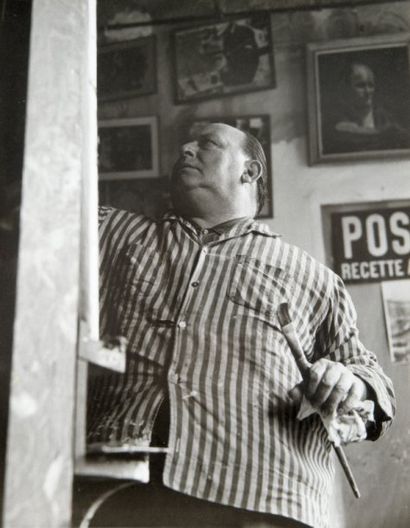 - Marcel COEN Le peintre Pierre Ambrogiani dans son atelier, vers 1960. Tirage d'époque...