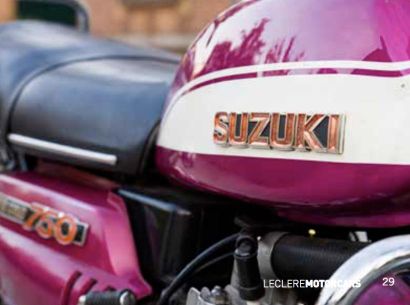 SUZUKI GT 750 J , 1972 La Suzuki GT 750 J constitue la réponse de Suzuki à la CB...