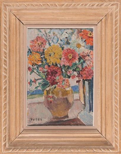 null MELA MUTER (Varsovie 1886 - Paris 1967)

Fleurs dans un vase

Huile sur panneau

46.3...