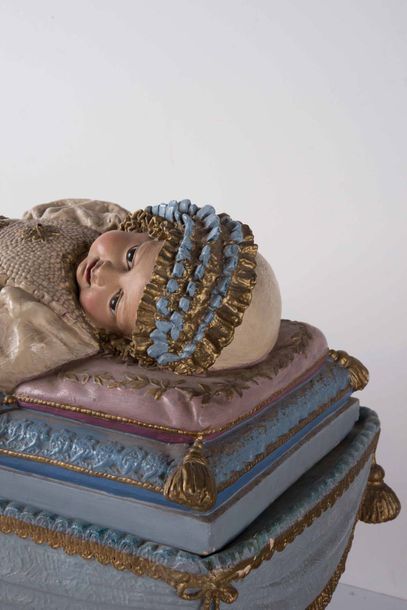 null SANTISSIMA BAMBINA

rare représentation de la Vierge Marie enfant en bois sculpté...