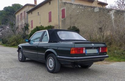 BMW E30 Baur TC2
1983
La série 3 E30 avait succédé à la première série 3 E21 en novembre

1982...