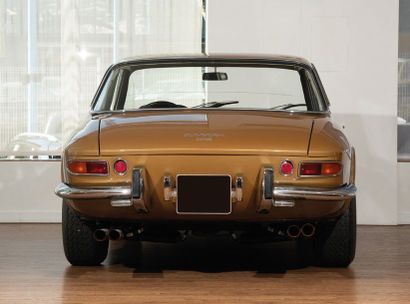 FERRARI 330 GTC
1967
Au début des années 1960, la gamme Ferrari a abandonné
l’éparpillement...