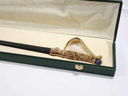 MELLERIO dits MELLER Spectaculaire et unique épée d'académicien en or et 218 diamants....