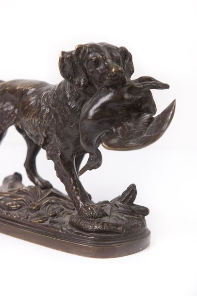 Paul-Édouard DELABRIÈRE (1829-1912) Chien épagneul au canard de chasse en bronze

H....