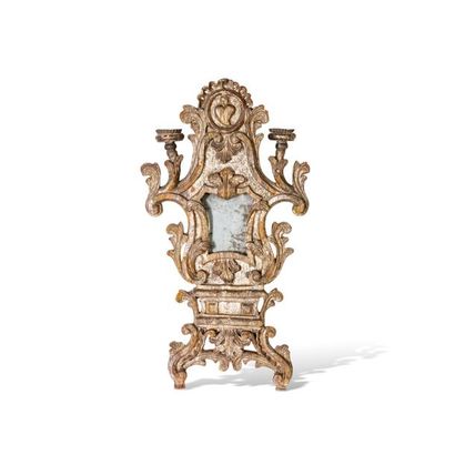 ANCIEN CANON D'AUTEL formant miroir en bois sculpté, argenté et doré, riche ornementation...