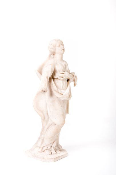 VIERGE DE CALVAIRE Statuette en marbre blanc

Italie, XVIIIème siècle.

H. 38 cm

(accidents...