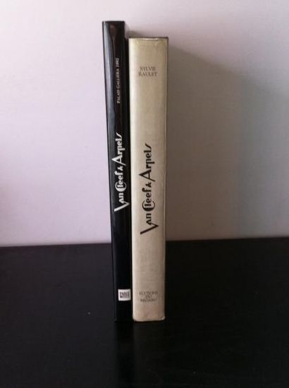 null Lot de 2 ouvrages : "Van Cleef and Arpels" Sylvie Raulet ; "Van Cleef and Arpels"...