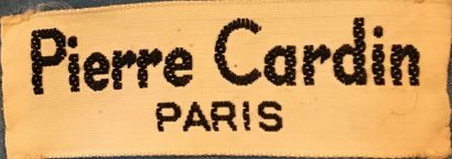 null PIERRE CARDIN Paris

Tailleur en shantung bleu circa 1955/1960 (légères salissures...