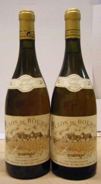 LOIRE 2 Bouteilles VOUVRAY "CLOS DU BOURG" MOELLEUX - HUET 1989. Etiquettes très...