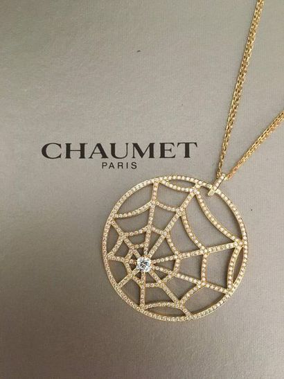 null CHAUMET Paris 958063 Collier "attrapes moi si tu m'aimes " or jaune 750 millièmes...