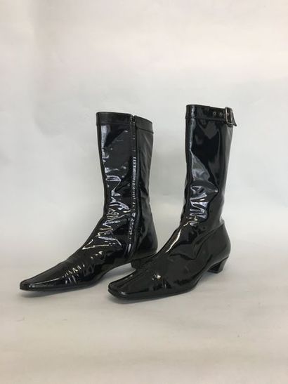 null GUCCI Pair of short boots black varnish Size 40 C 

(with cover - very good...
